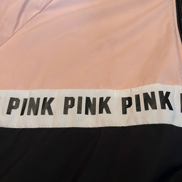 VS Pink windbreaker - Picture 2 of 3